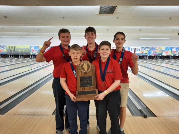 2022 IESA  Boys Bowling Champions