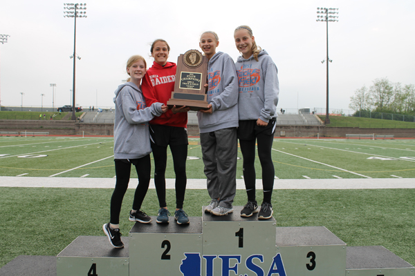 2018 IESA Class 7A  Girls Track & Field Champions